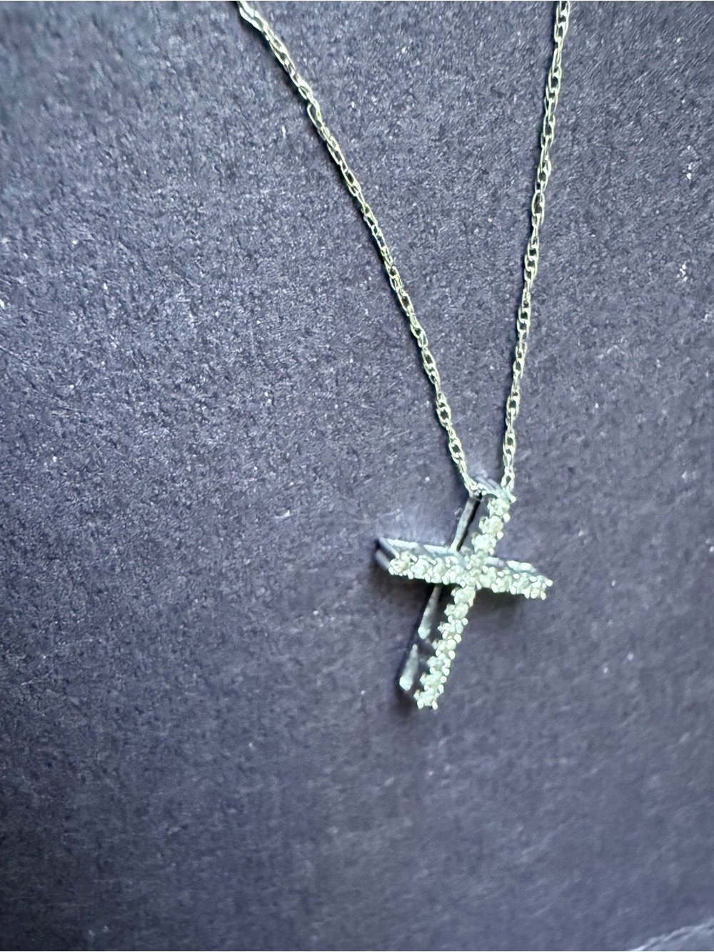Solid 14kt White Gold and Natural Pavé Diamond Cross Necklace. 18-inch - Picture 6 of 7